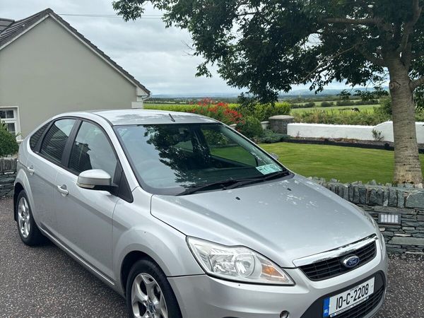 Ford Focus Hatchback, Diesel, 2010, Silver