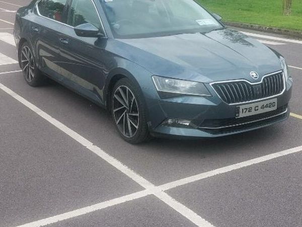 Skoda Superb Saloon, Petrol, 2017, Grey