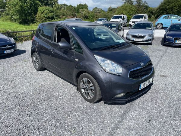 Kia Venga MPV, Diesel, 2016, Silver