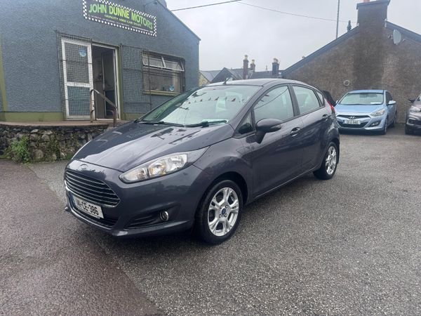 Ford Fiesta Hatchback, Petrol, 2014, Blue