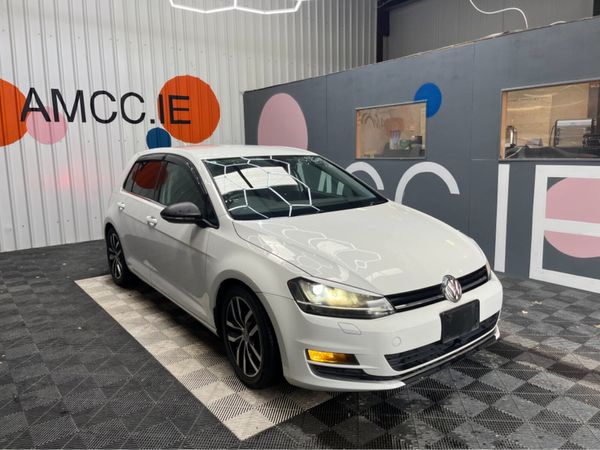 Volkswagen Golf Hatchback, Petrol, 2017, White