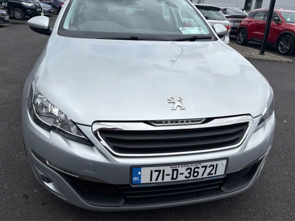 Peugeot 308 Hatchback, Petrol, 2017, Grey
