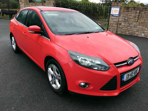 Ford Focus Saloon, Diesel, 2013, Red