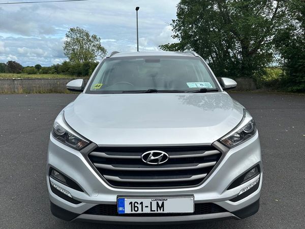 Hyundai Tucson SUV, Diesel, 2016, Silver