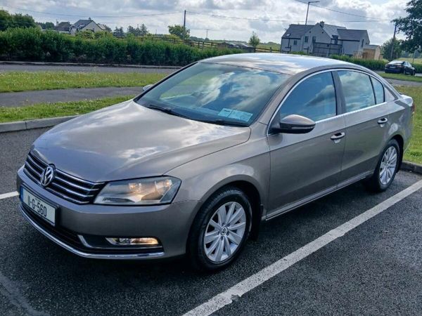 Volkswagen Passat Saloon, Diesel, 2011, Brown