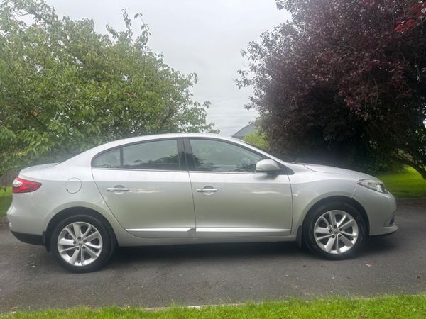 Renault Fluence Saloon, Diesel, 2014, Silver