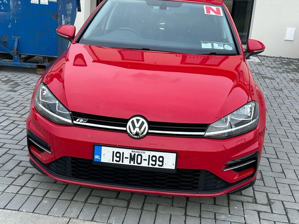 Volkswagen Golf Estate, Diesel, 2019, Red