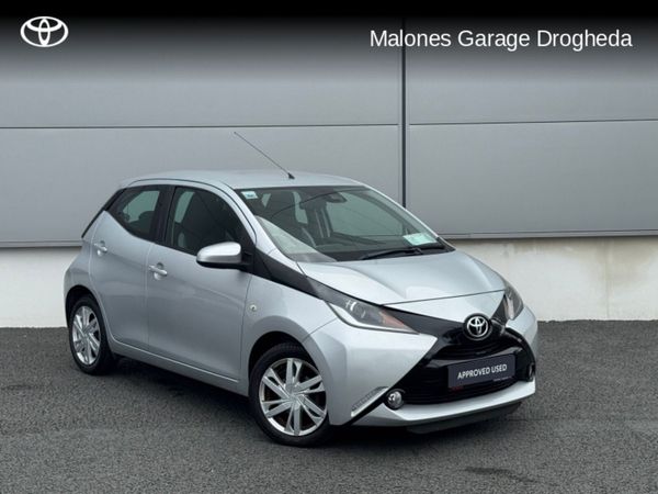 Toyota Aygo Hatchback, Petrol, 2016, Silver