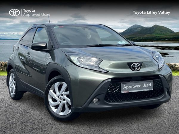 Toyota Aygo Hatchback, Petrol, 2022, Green