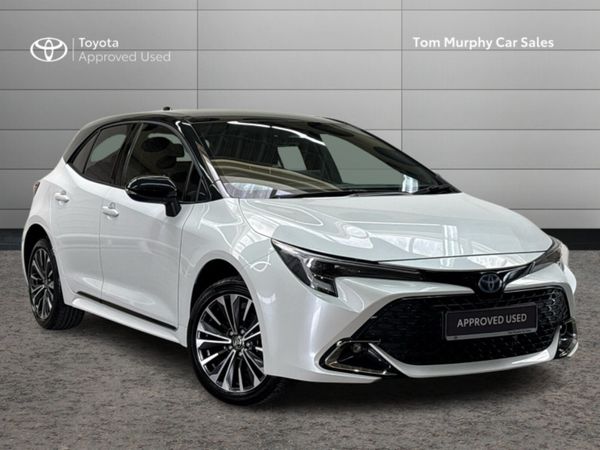 Toyota Corolla Hatchback, Petrol Hybrid, 2025, White