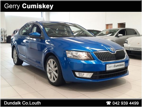 Skoda Octavia Hatchback, Diesel, 2014, Blue