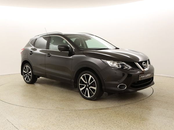 Nissan Qashqai SUV, Diesel, 2016, Black