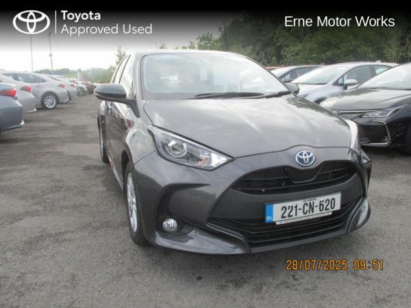 Toyota Yaris Hatchback, Petrol Hybrid, 2022, Grey