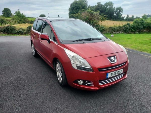Peugeot 5008 MPV, Diesel, 2013, Red