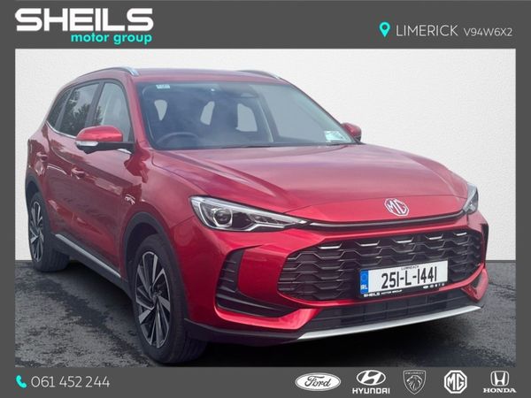 MG ZS Hatchback, Petrol Hybrid, 2025, Red