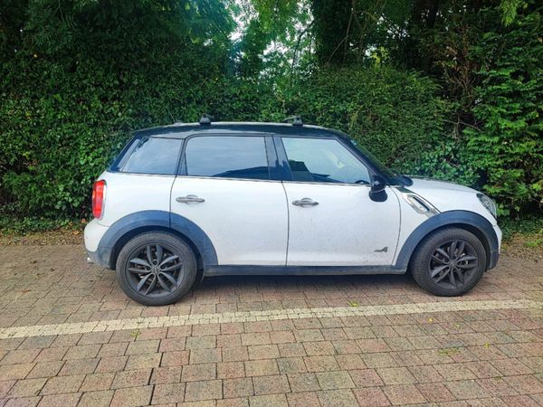 Mini Countryman Hatchback, Diesel, 2011, White