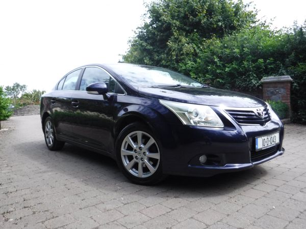 Toyota Avensis Saloon, Petrol, 2010, Blue