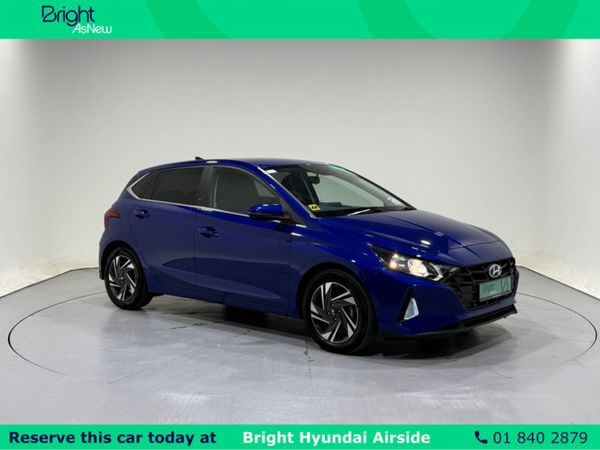 Hyundai i20 Hatchback, Petrol, 2023, Blue