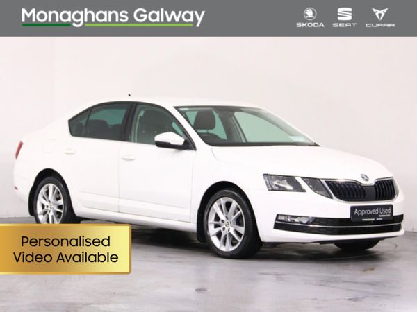 Skoda Octavia Hatchback, Petrol, 2020, White