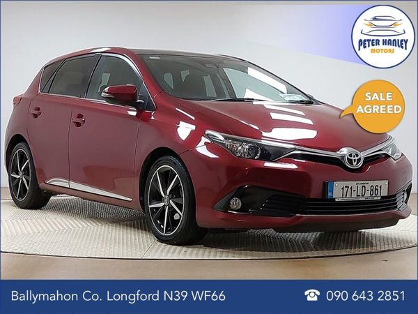 Toyota Auris Hatchback, Diesel, 2017, Red