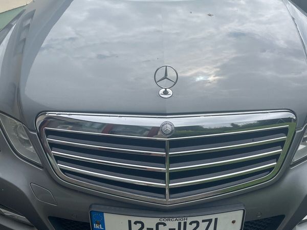 Mercedes-Benz E-Class Saloon, Diesel, 2012, Silver