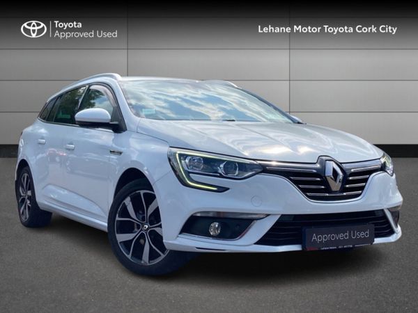 Renault Megane Estate, Petrol, 2019, White