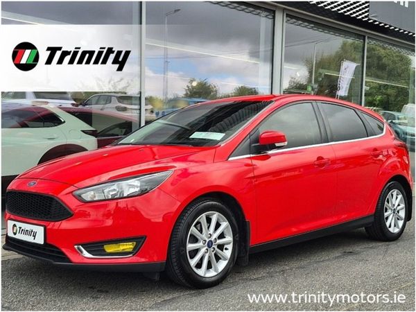 Ford Focus Hatchback, Petrol, 2018, Red