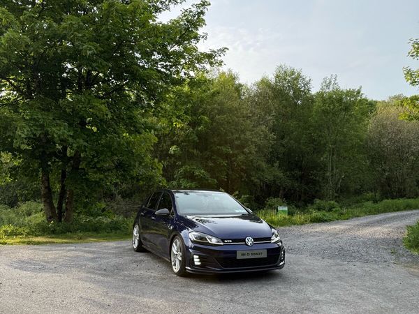 Volkswagen Golf Hatchback, Diesel, 2018, Blue