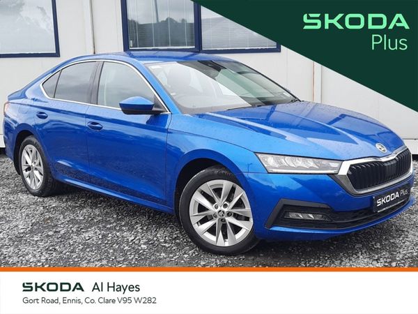 Skoda Octavia Saloon, Diesel, 2021, Blue