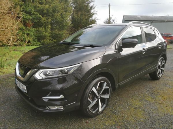 Nissan Qashqai SUV, Diesel, 2017, Black