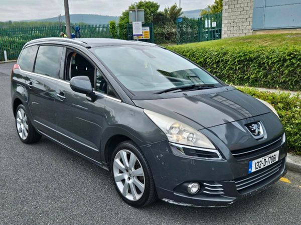 Peugeot 5008 MPV, Diesel, 2013, Grey