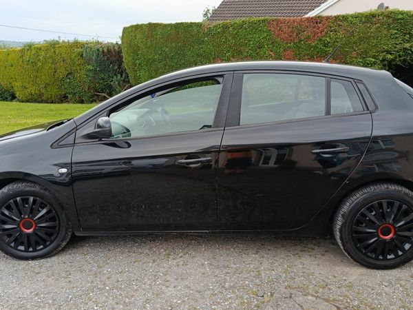 Fiat Bravo Hatchback, Petrol, 2012, Black