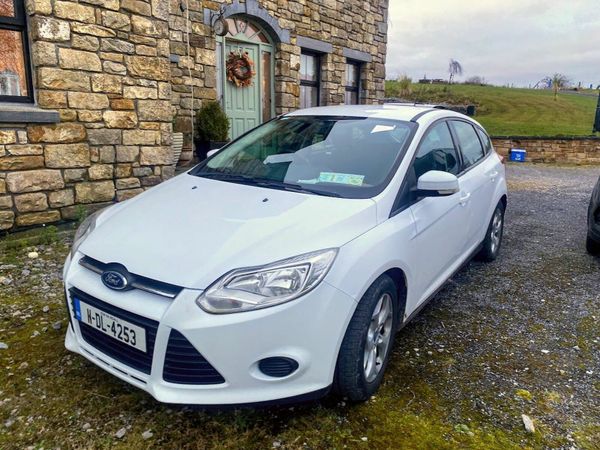 Ford Focus Hatchback, Diesel, 2011, White