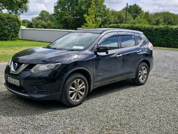 Nissan X-Trail SUV, Petrol Hybrid, 2016, Black