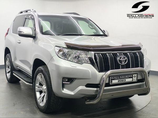 Toyota Land Cruiser Pick Up, Diesel, 2023, Silver
