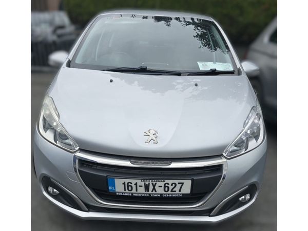 Peugeot 208 Hatchback, Petrol, 2016, Grey
