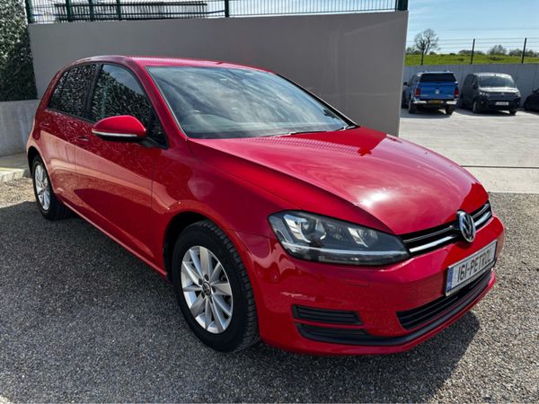 Volkswagen Golf Hatchback, Petrol, 2016, Red
