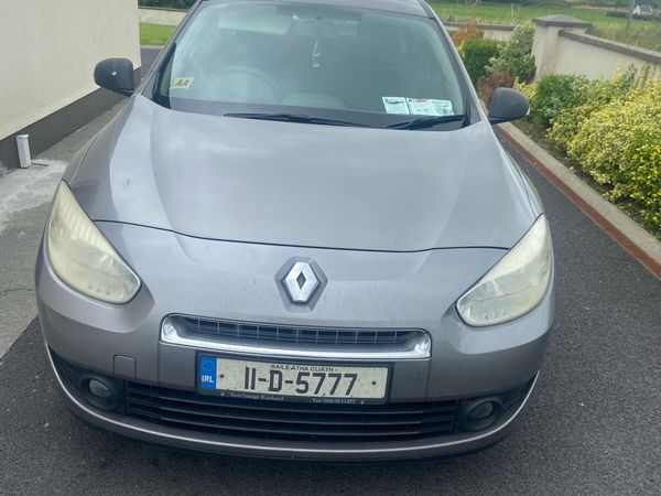 Renault Fluence Saloon, Diesel, 2011, Grey