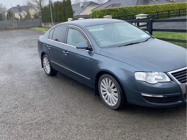 Volkswagen Passat Saloon, Diesel, 2009, Grey
