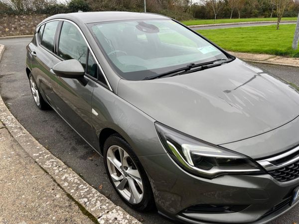 Opel Astra Hatchback, Diesel, 2018, Grey