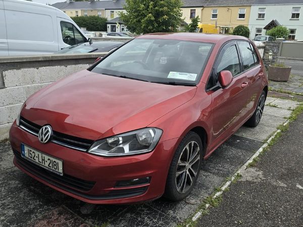 Volkswagen Golf Hatchback, Diesel, 2015, Red