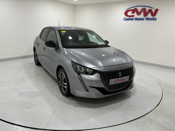 Peugeot 208 Hatchback, Petrol, 2022, Silver
