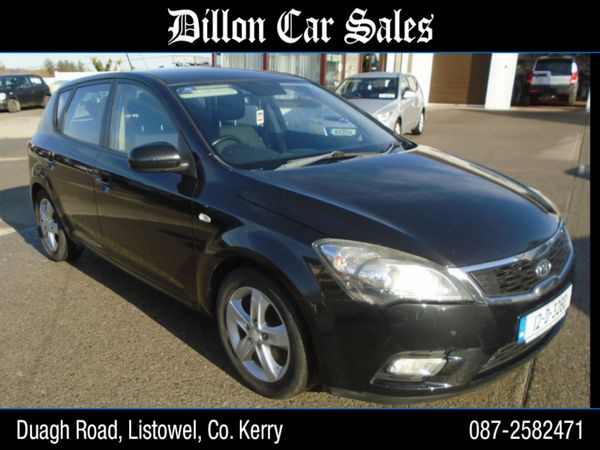 Kia Ceed Hatchback, Diesel, 2012, Black