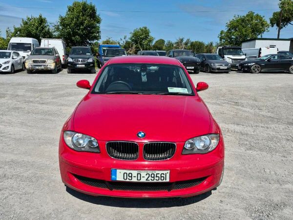 BMW 1-Series Hatchback, Diesel, 2009, Red