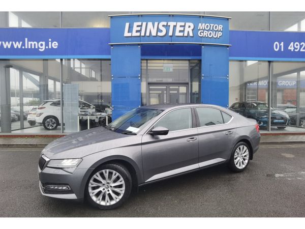 Skoda Superb Hatchback, Diesel, 2022, Grey