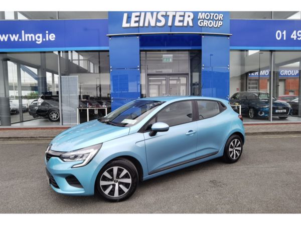 Renault Clio Hatchback, Petrol, 2021, Blue