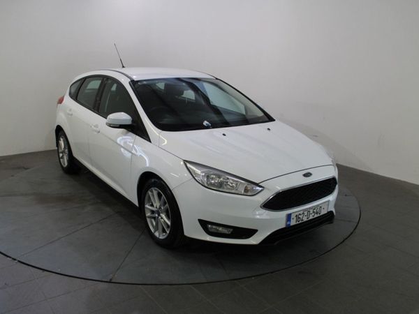 Ford Focus Hatchback, Diesel, 2016, White