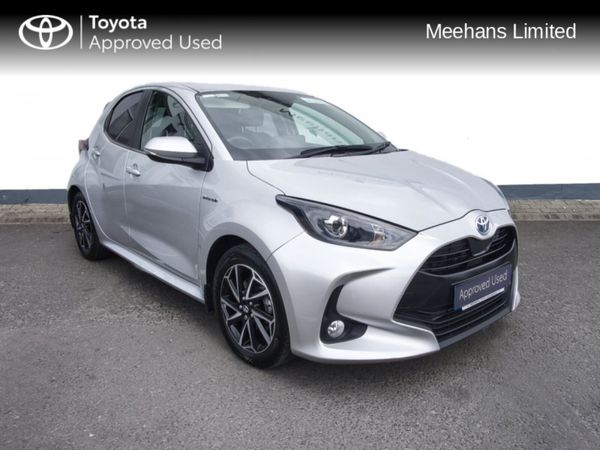 Toyota Yaris Hatchback, Petrol Hybrid, 2021, Silver