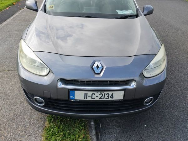 Renault Fluence Saloon, Diesel, 2011, Grey