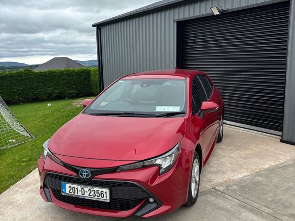 Toyota Corolla Hatchback, Petrol Hybrid, 2020, Red